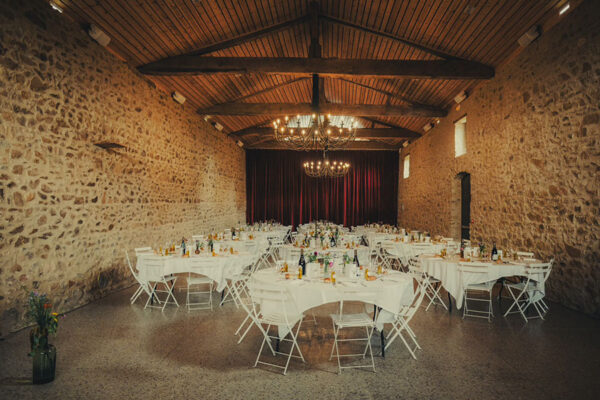 Salle de réception dans domaine de St Marcel de Félines