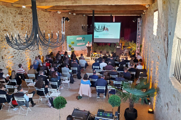 Grande salle pour séminaire d'entreprise